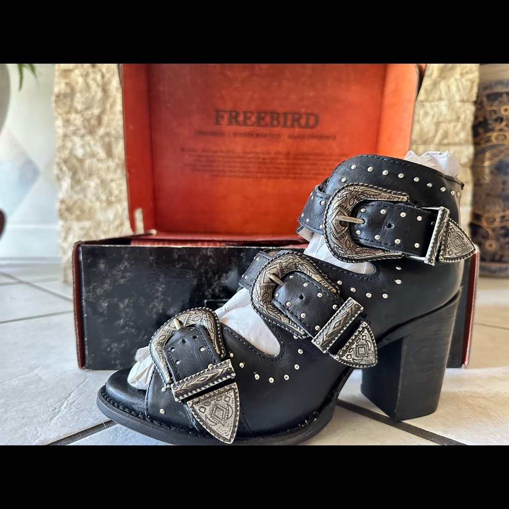 NWB Freebird Black Booties